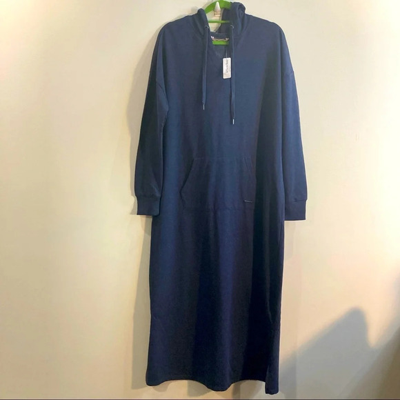 LA VIE EN ROSE Sz L La Vie En Lounge Kangaroo Pocket Hooded Long Tunic NEW - Picture 1 of 14